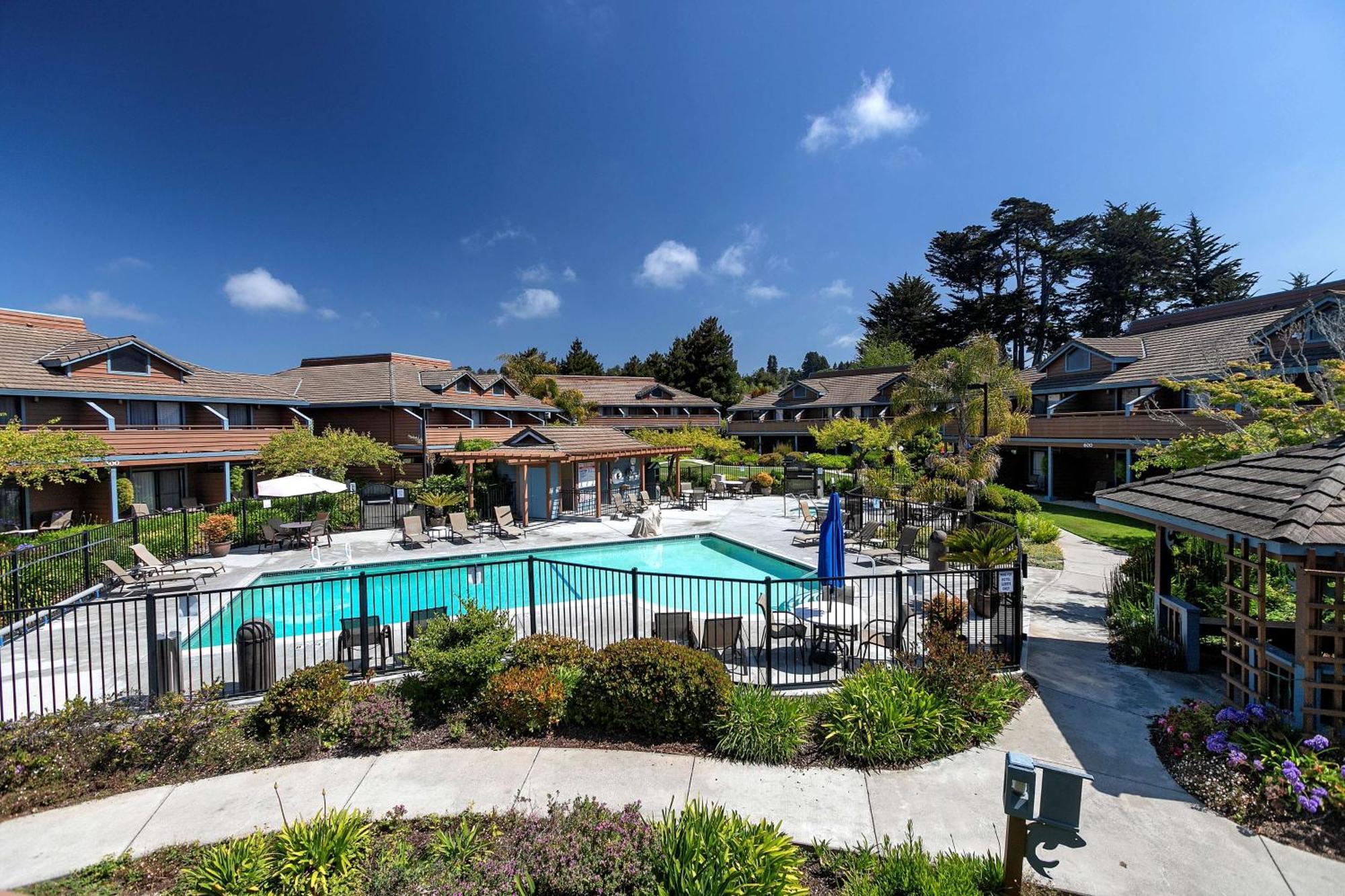 Seacliff Inn Aptos, Tapestry Collection By Hilton Exterior photo